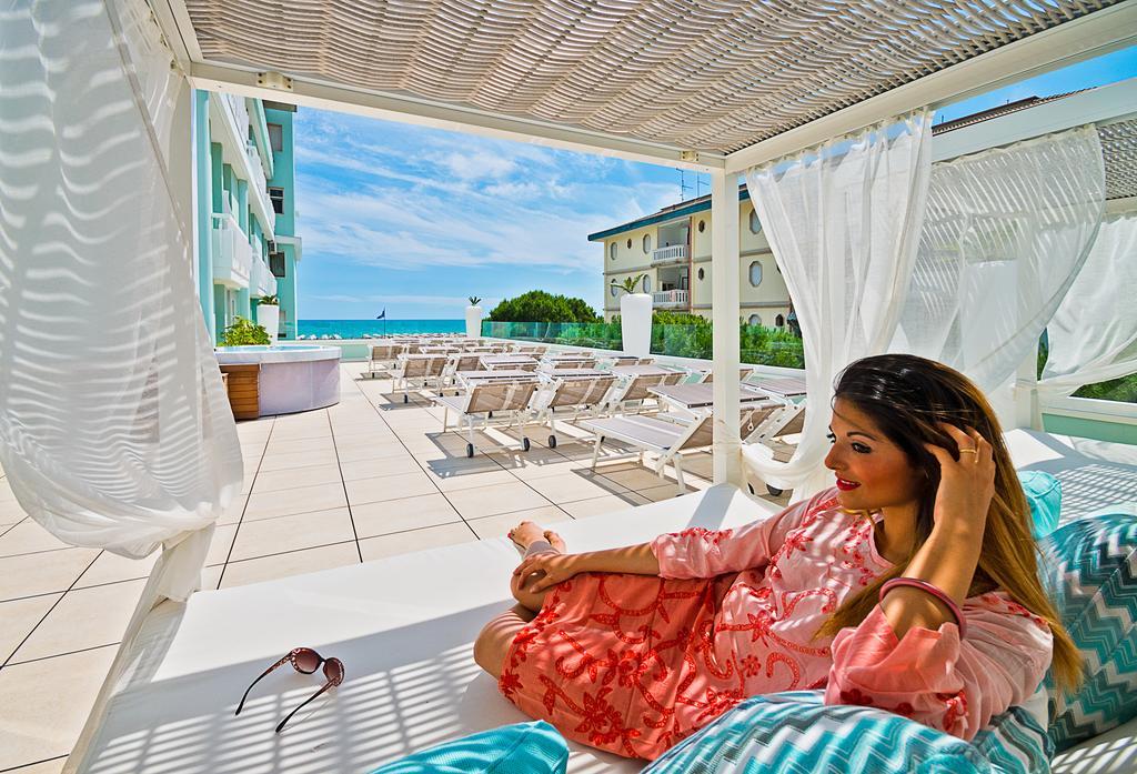 Hotel Montecarlo Bibione Exterior photo